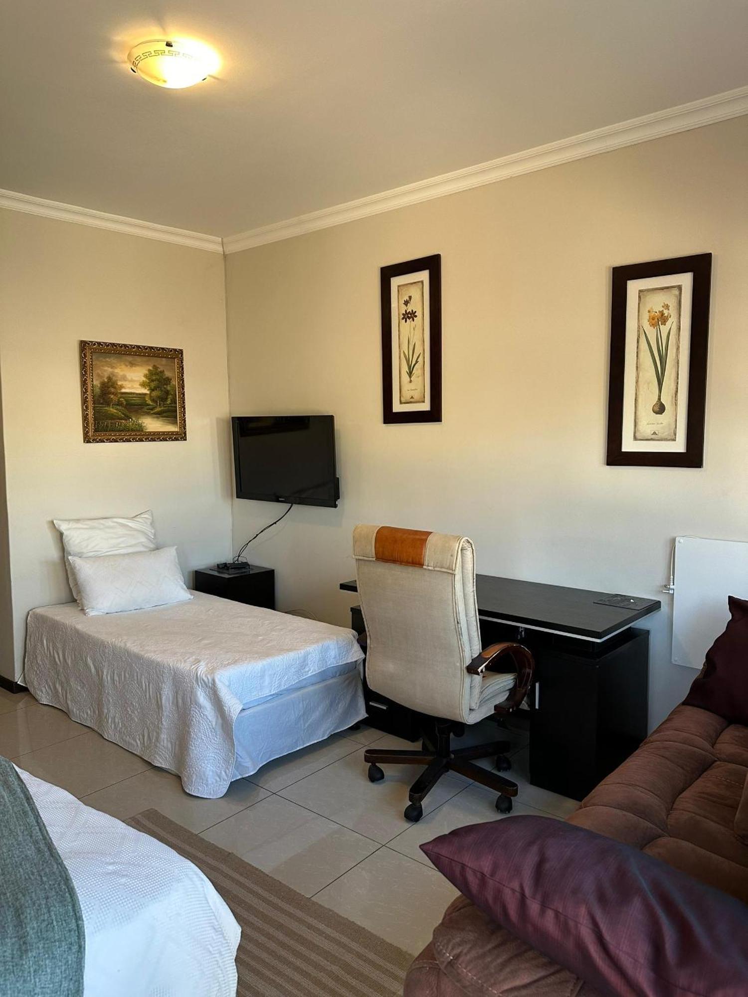 Cora'S Boutique Bed & Breakfast Swakopmund Habitación foto